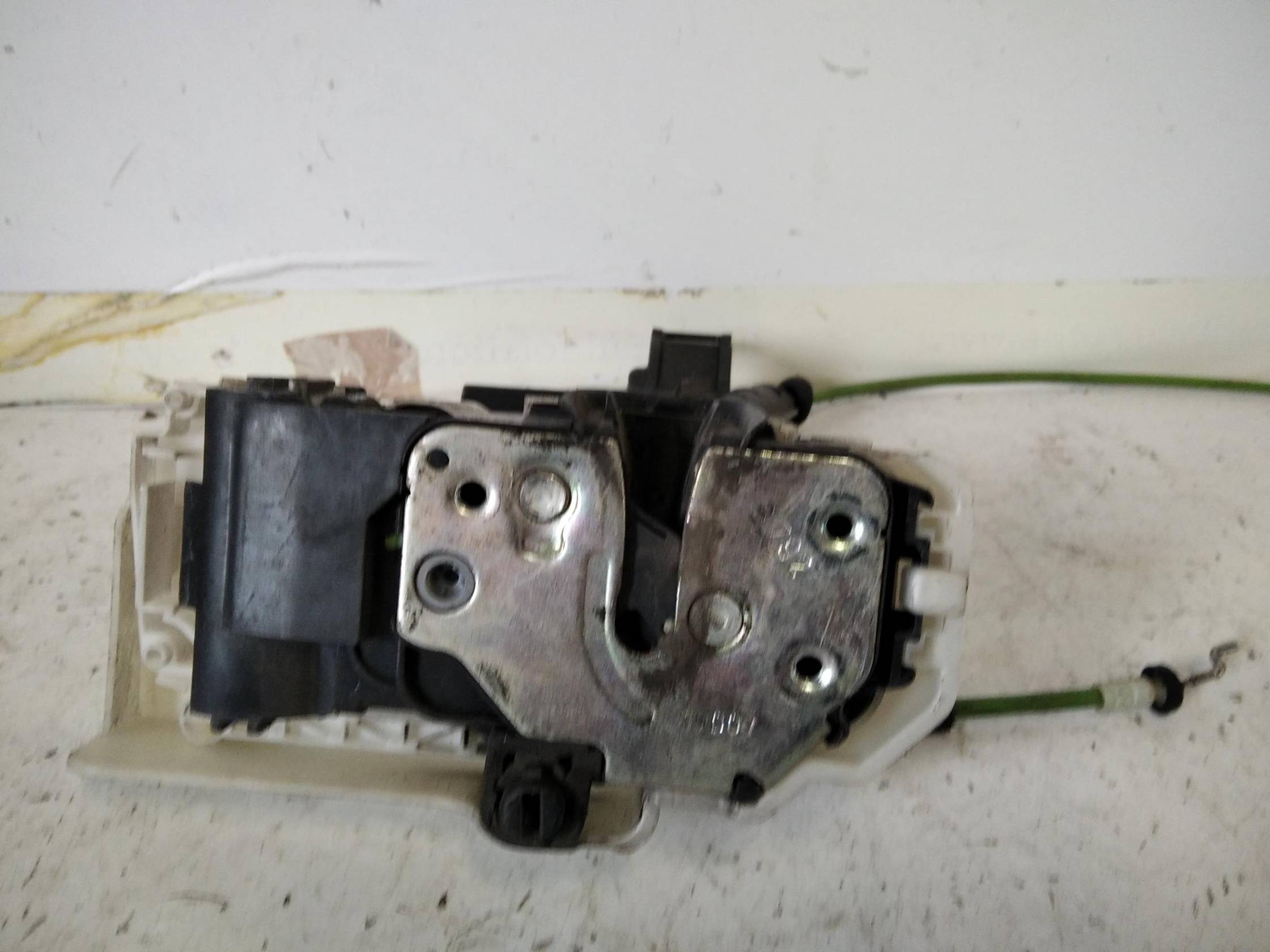 Serratura porta ant. dx.